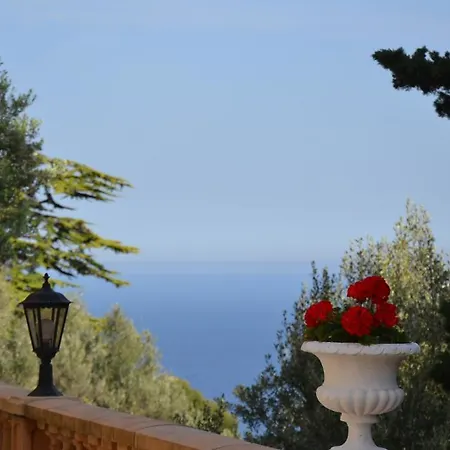 Azur Cap D'ail